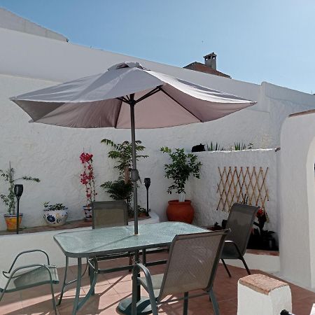 The Corner Terraza Apartment Alcaudete Luaran gambar
