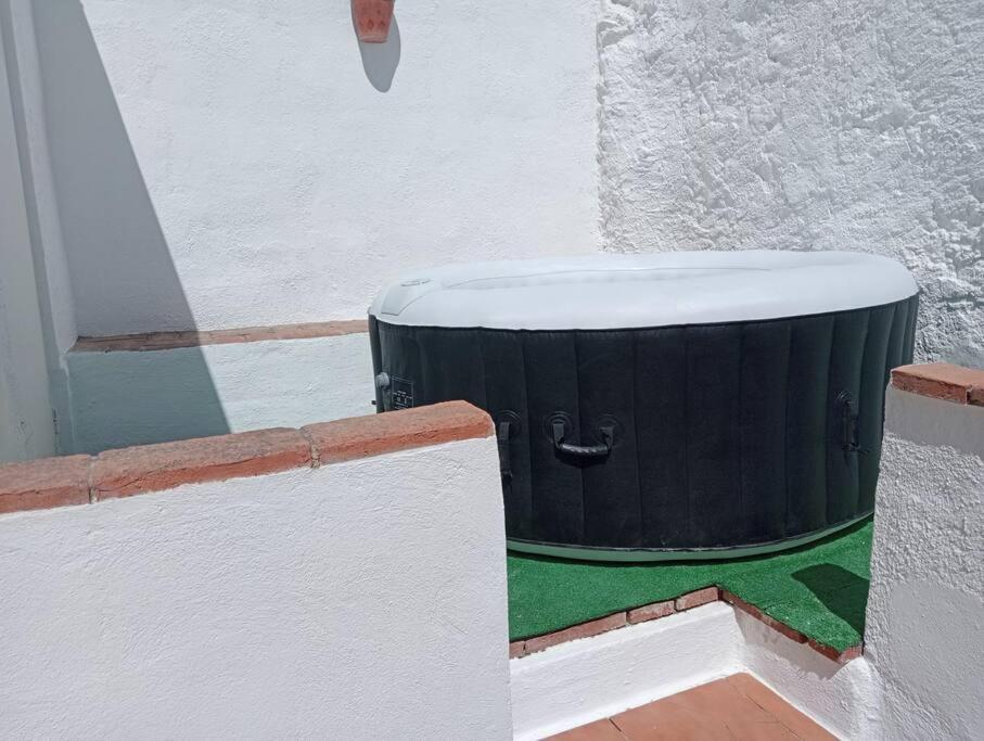The Corner Terraza Apartment Alcaudete Luaran gambar