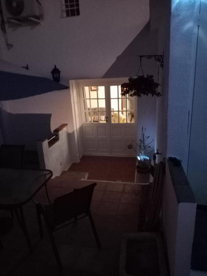 The Corner Terraza Apartment Alcaudete Luaran gambar